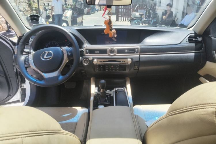 Used Lexus GS 2012 250 Leading Edition Center Console