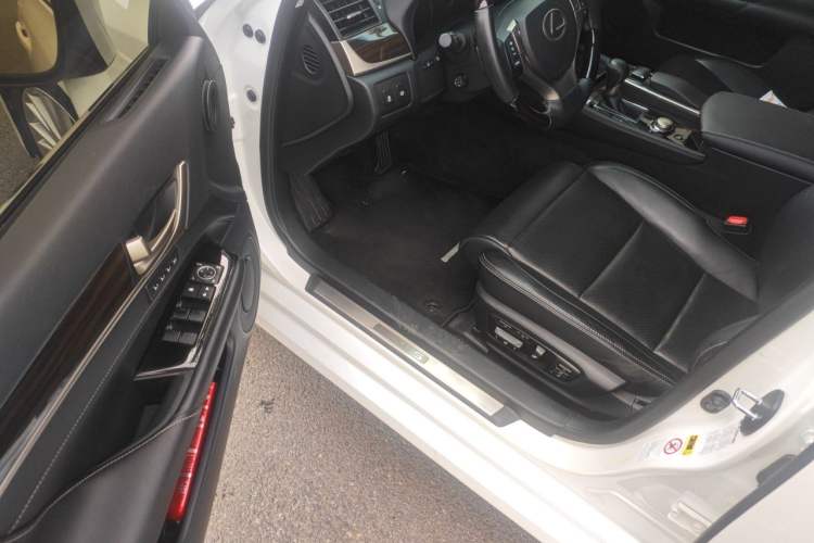 Used Lexus GS 2012 250 Luxury Edition Driver Seat