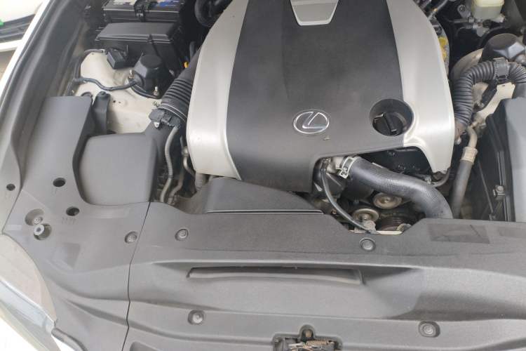 Used Lexus GS 2012 250 F SPORT Engine Bay Right