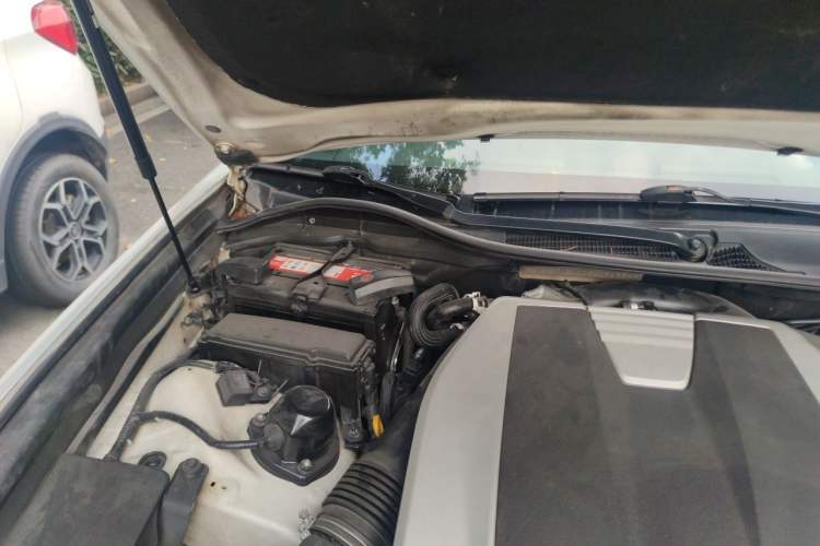 Used Lexus GS 2012 250 F SPORT Engine Bay Right