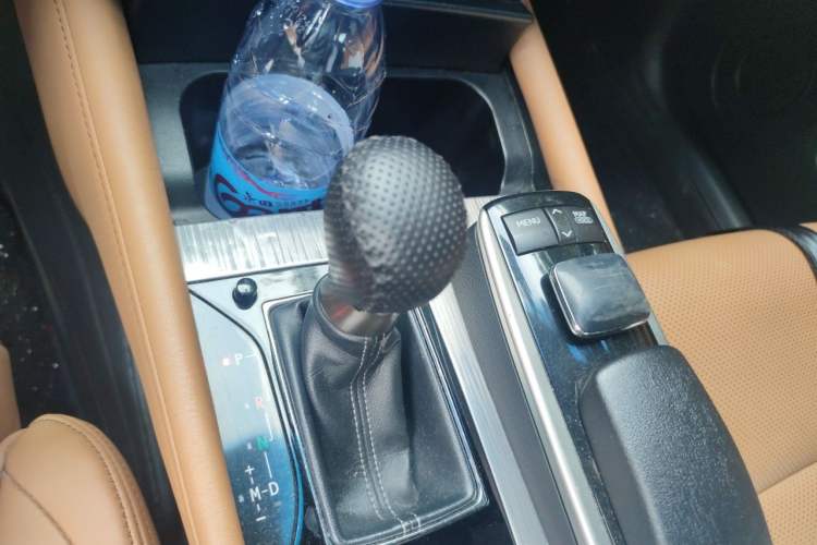 Used Lexus GS 2012 250 F SPORT Gear Lever