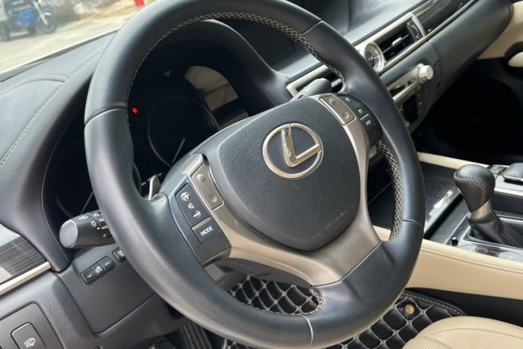 Used Lexus GS 2012 250 Leading Edition Interior 10