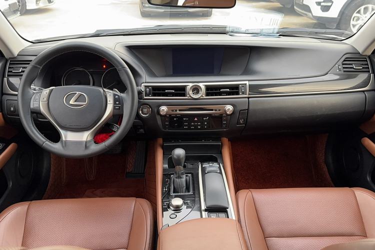 Used Lexus GS 2012 250 Leading Edition Interior 2
