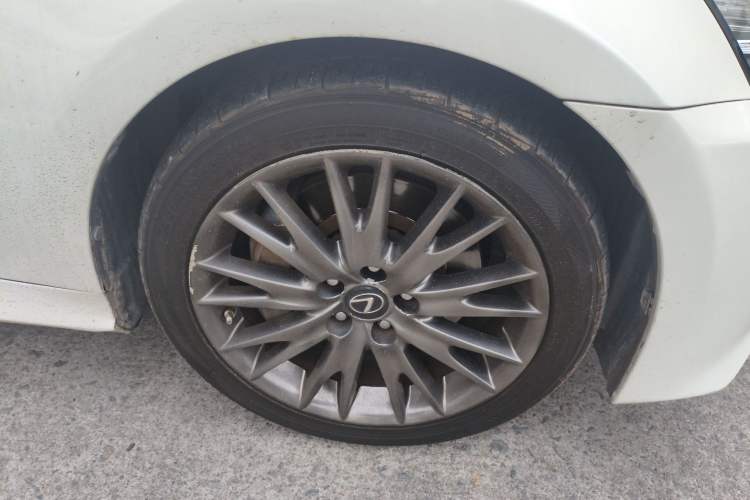 Used Lexus GS 2012 250 F SPORT Right Front Wheel Hub