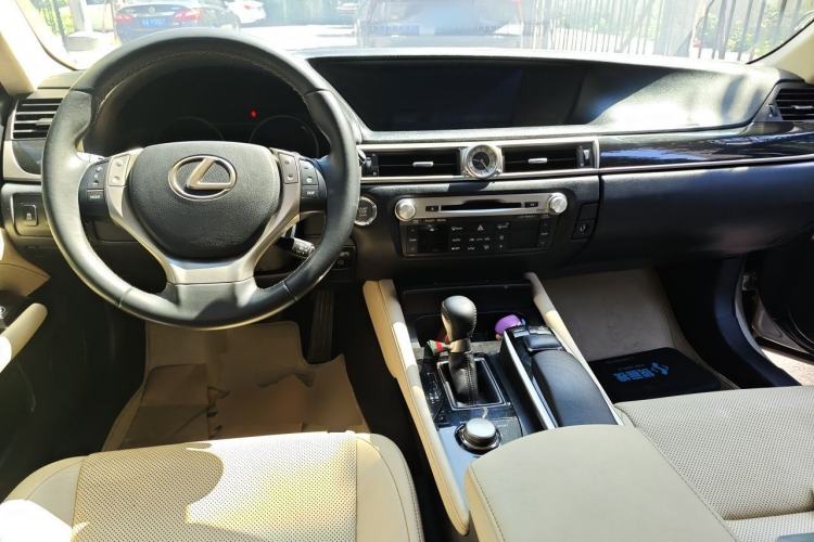 Used Lexus GS 2012 250 Leading Edition Center Console