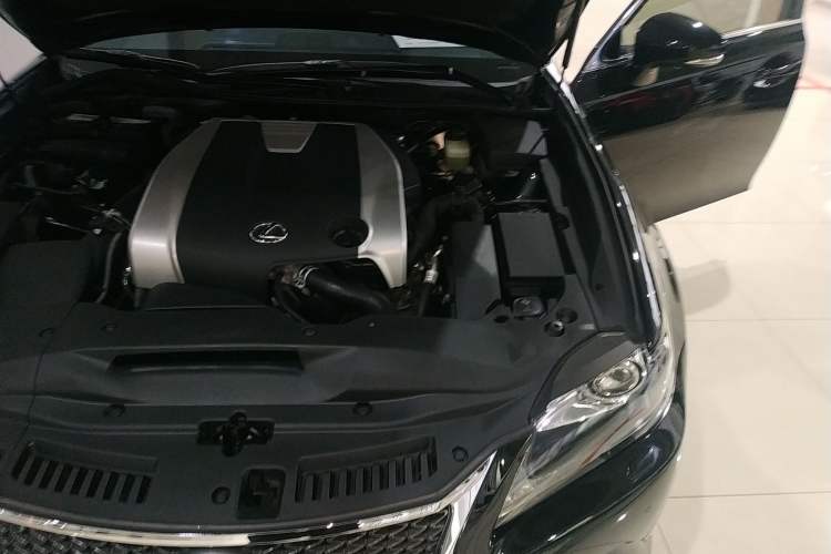 Used Lexus GS 2014 250 F SPORT Engine Bay Left