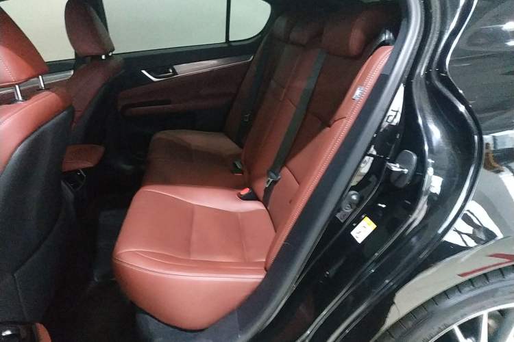 Used Lexus GS 2014 250 F SPORT Left Rear Seat