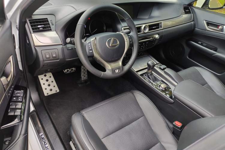 Used Lexus GS 2014 250 F SPORT Driver Seat