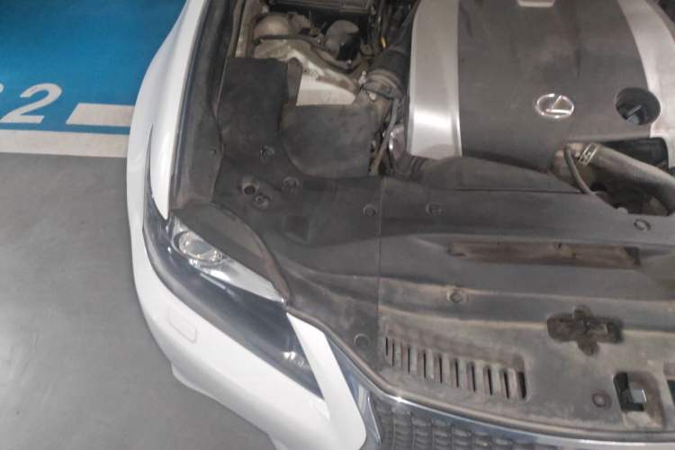 Used Lexus GS 2014 250 F SPORT Engine Bay Right