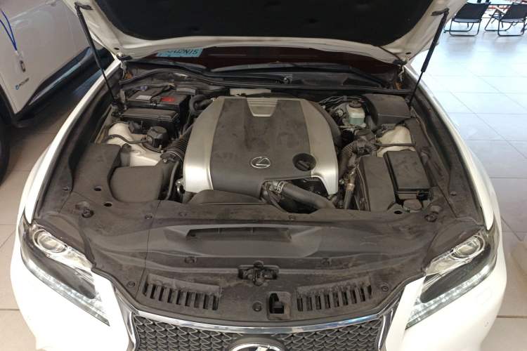 Used Lexus GS 2014 250 F SPORT Engine Bay