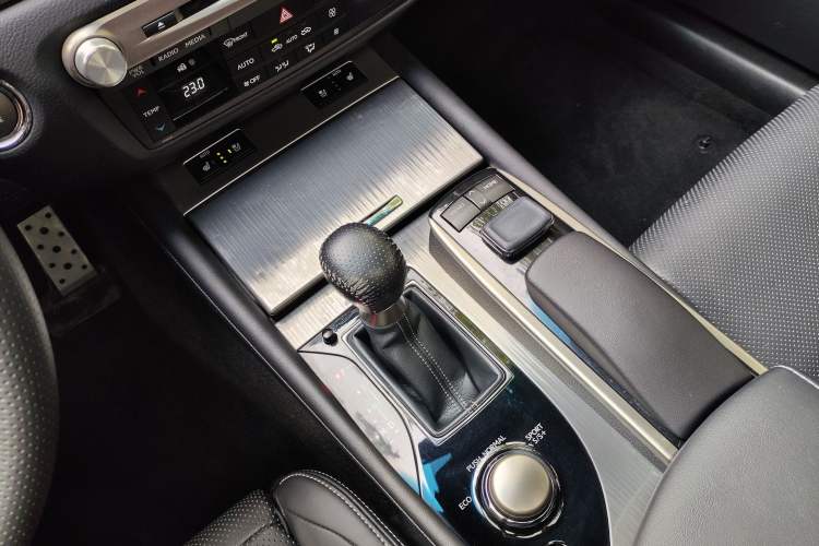 Used Lexus GS 2014 250 F SPORT Gear Lever
