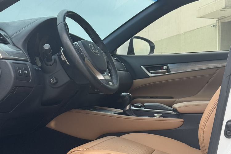 Used Lexus GS 2014 250 F SPORT Interior 1