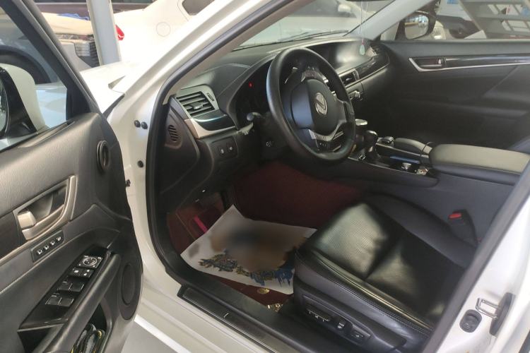 Used Lexus GS 2014 250 Leading Edition Interior 2
