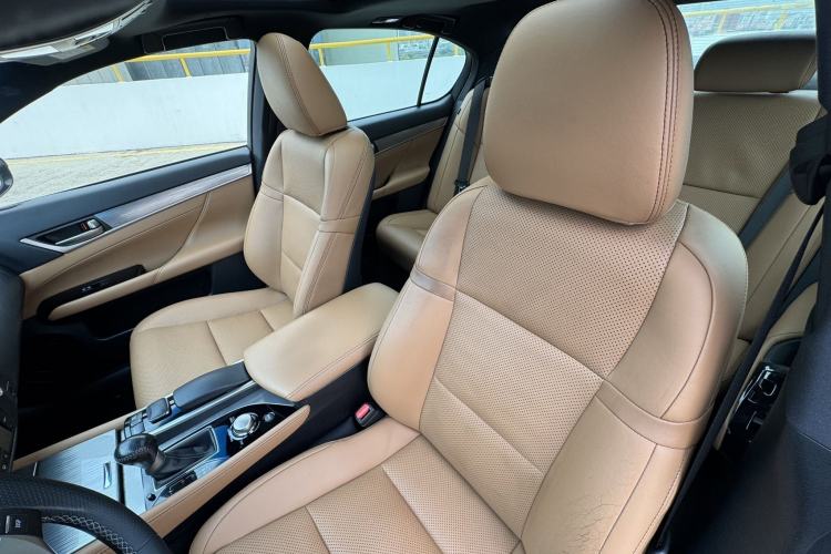 Used Lexus GS 2014 250 F SPORT Interior 3