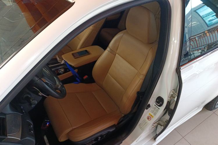 Used Lexus GS 2014 250 F SPORT Left Front Seat