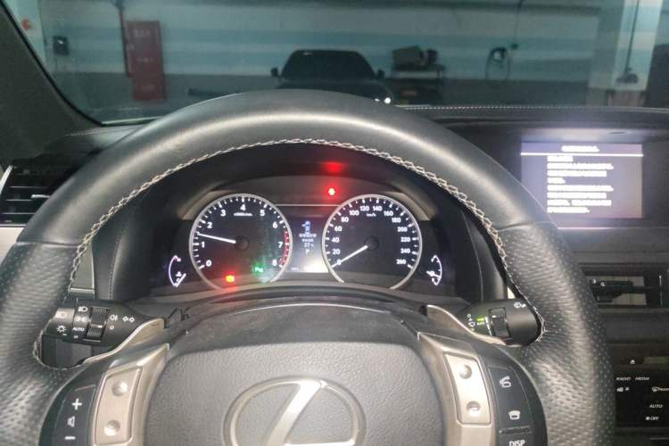 Used Lexus GS 2014 250 F SPORT Odometer Close Up