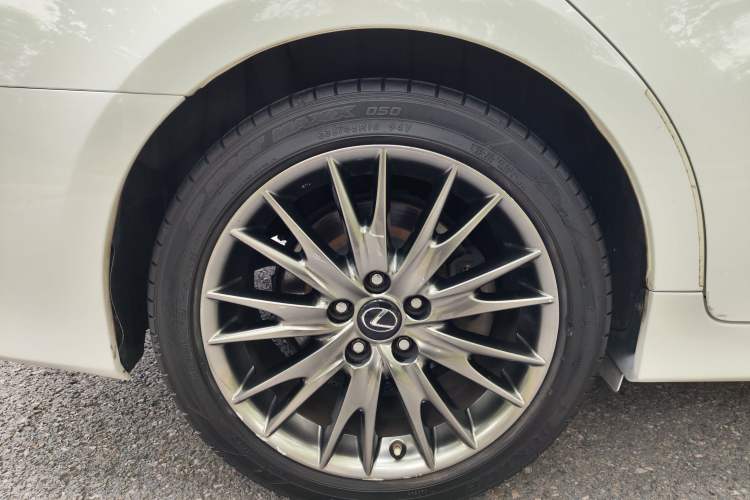 Used Lexus GS 2014 250 F SPORT Right Rear Wheel Hub