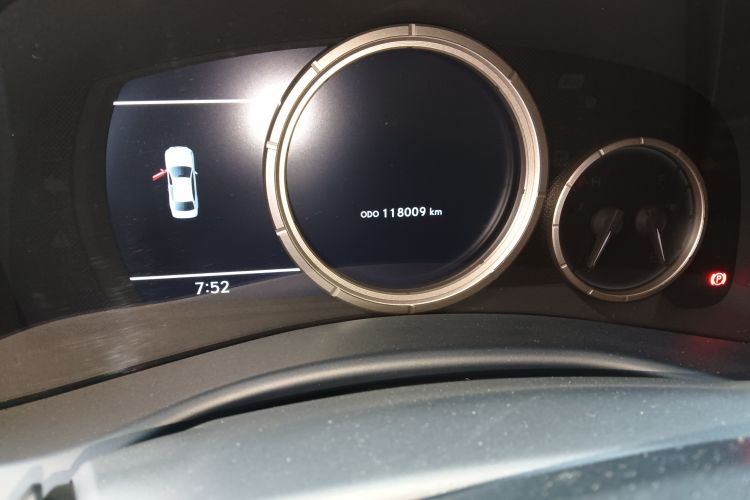Used Lexus GS 2016 200t F SPORT Odometer Close Up
