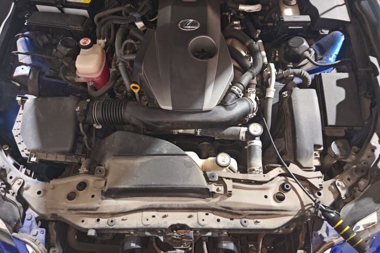 Used Lexus GS 2016 200t F SPORT Engine Bay