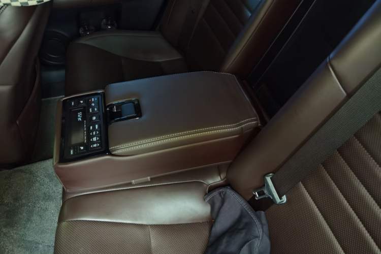 Used Lexus GS 2016 300h Luxury Edition Left Rear Seat