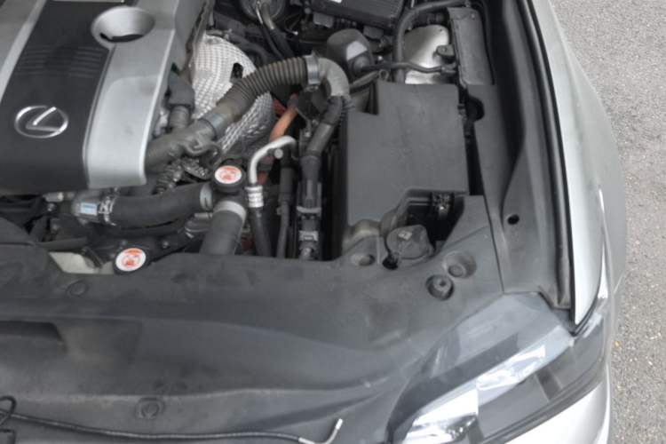 Used Lexus GS 2016 300h Luxury Edition Engine Bay Left