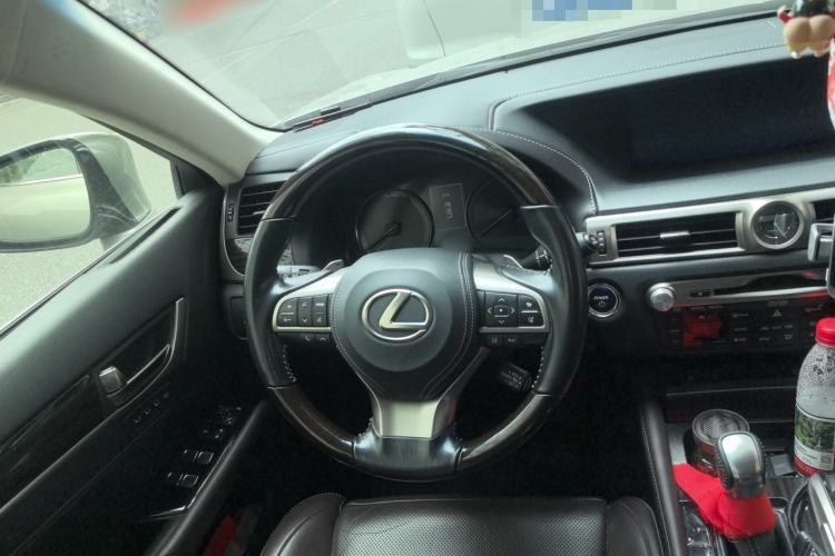 Used Lexus GS 2016 300h Luxury Edition Steering Wheel