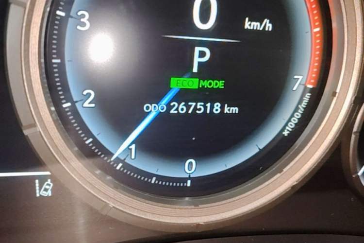 Used Lexus GS 2016 200t F SPORT Odometer Close Up
