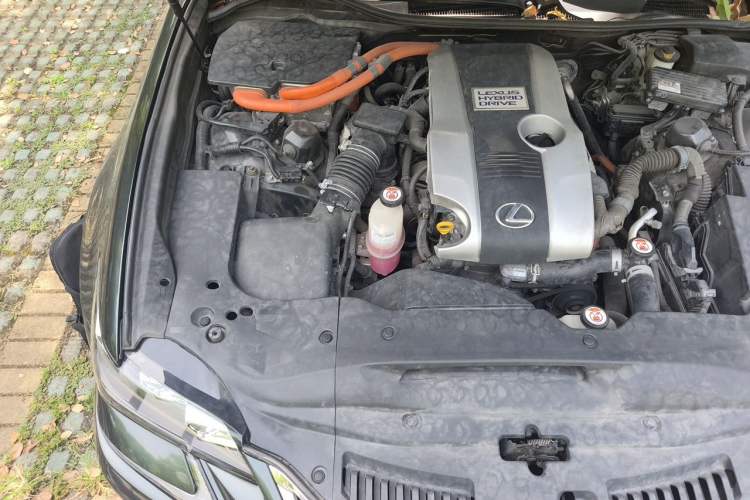 Used Lexus GS 2016 300h Luxury Edition Engine Bay Right