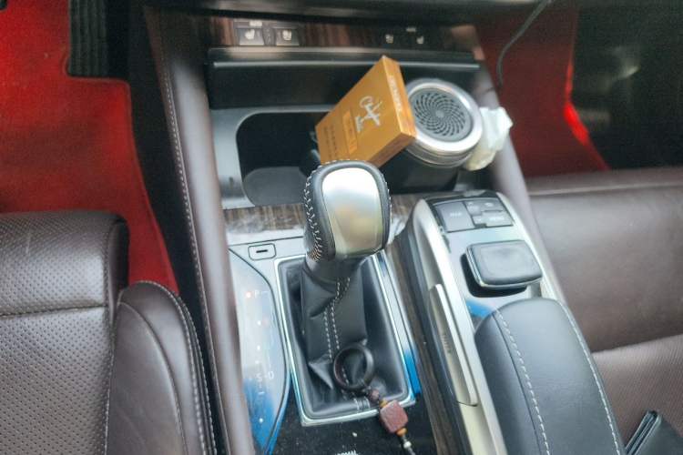 Used Lexus GS 2016 300h Luxury Edition Gear Lever