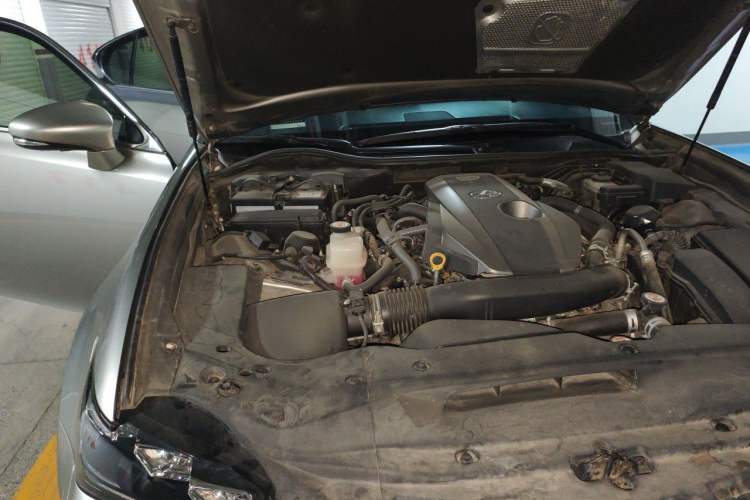 Used Lexus GS 2016 200t F SPORT Engine Bay Right