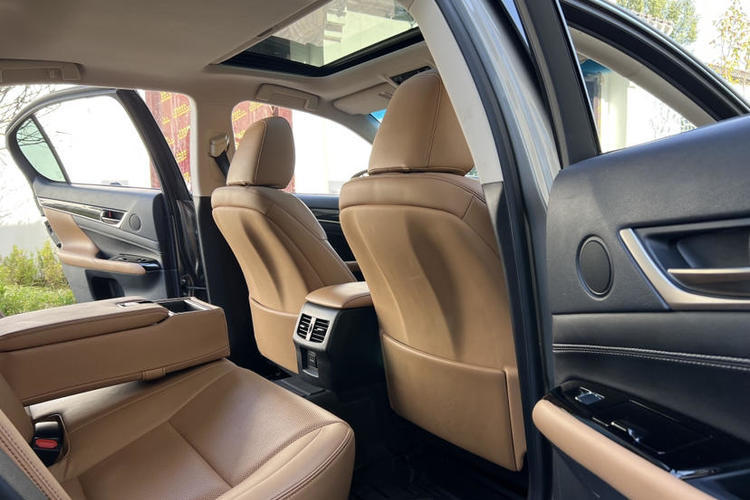 Used Lexus GS 2016 300h Premier Edition Interior 2