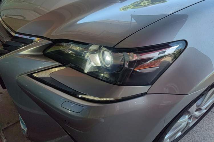 Used Lexus GS 2016 300h Premier Edition Left Front Headlight
