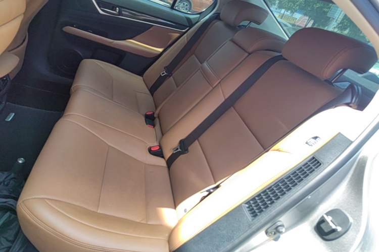 Used Lexus GS 2016 300h Premier Edition Left Rear Seat
