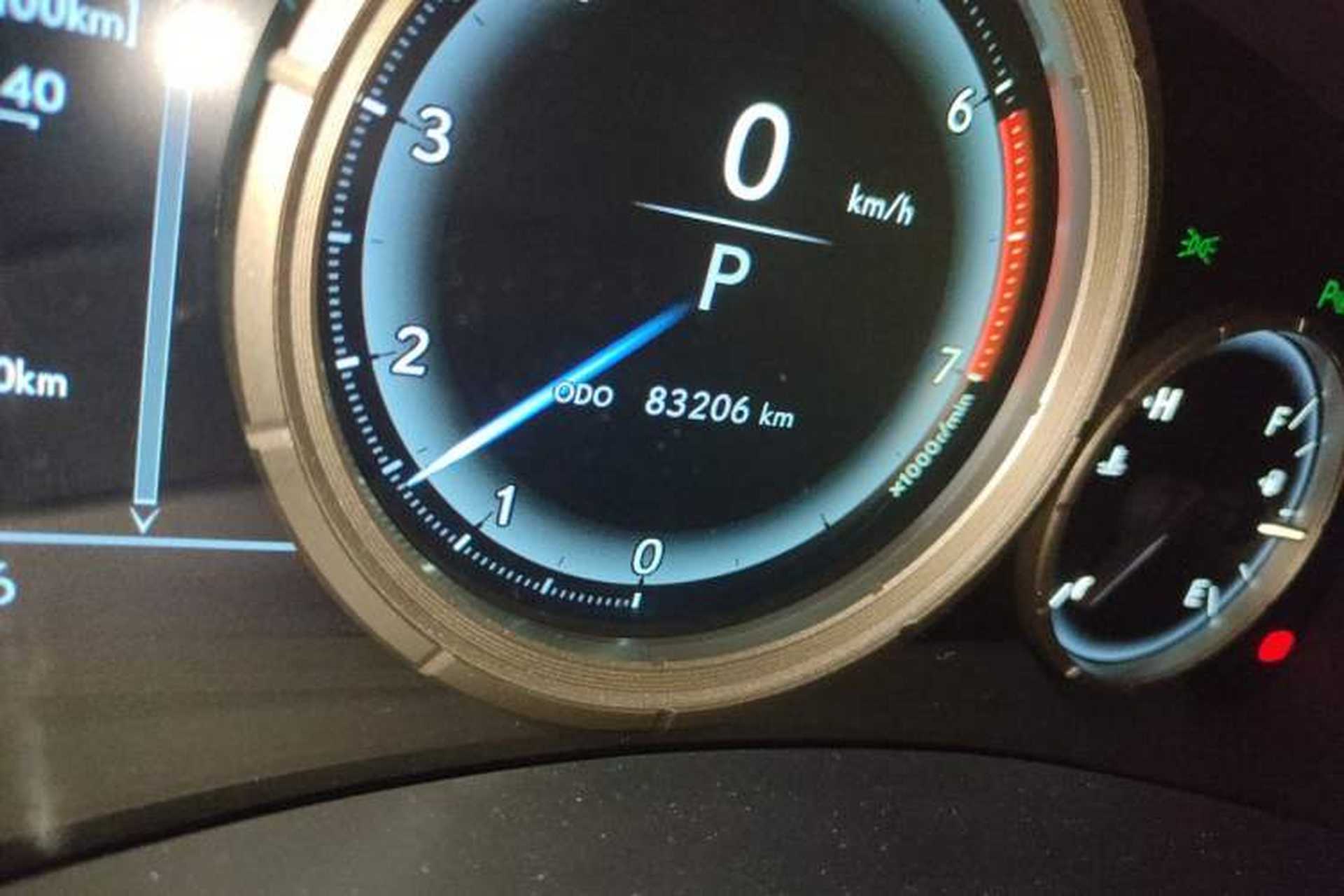 Used Lexus GS 2016 200t F SPORT Odometer Close Up