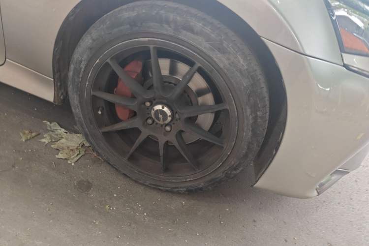 Used Lexus GS 2016 200t F SPORT Right Front Wheel Hub
