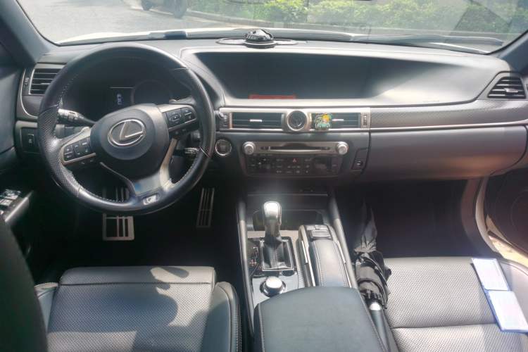 Used Lexus GS 2016 200t F SPORT Center Console