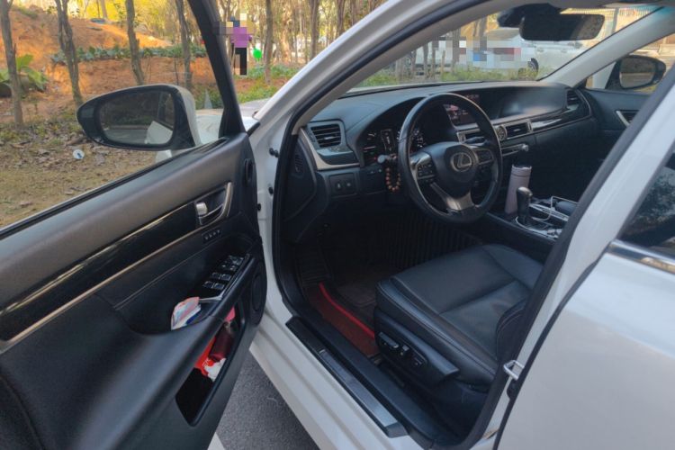 Used Lexus GS 2016 300h Premier Edition Driver Seat