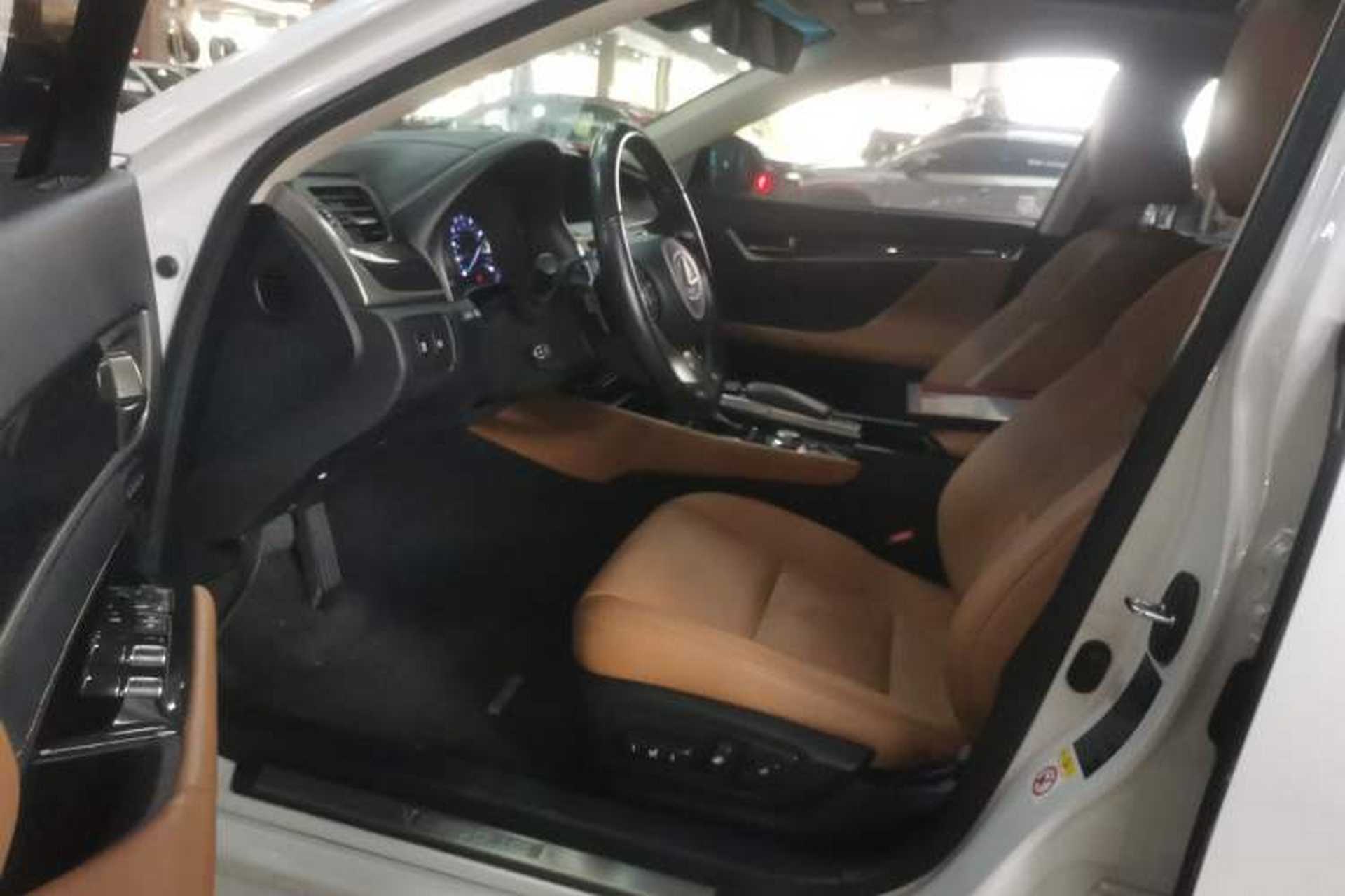 Used Lexus GS 2016 300h Premier Edition Driver Seat