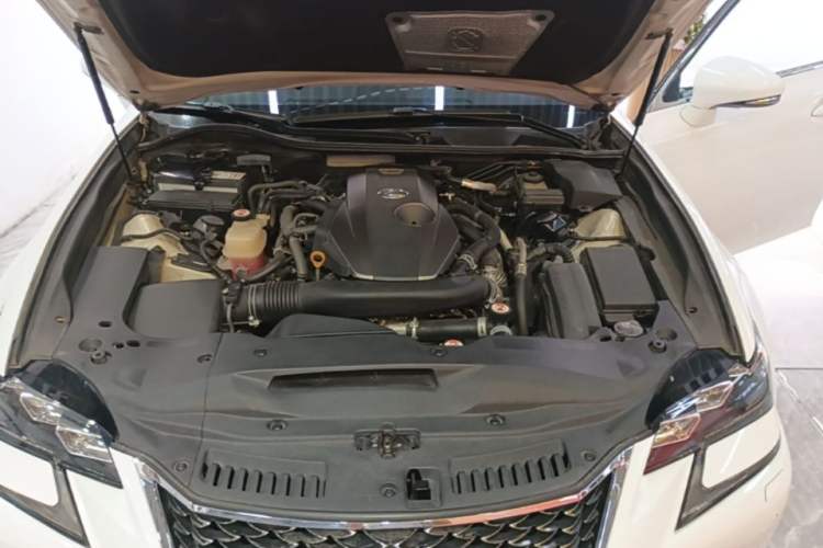 Used Lexus GS 2016 200t F SPORT Engine Bay
