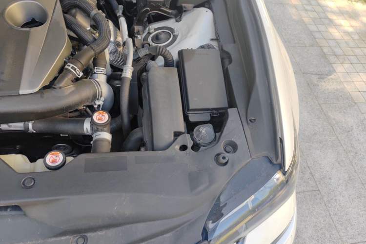 Used Lexus GS 2016 200T Leading Edition Engine Bay Left