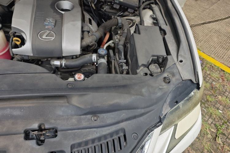 Used Lexus GS 2016 300h Premier Edition Engine Bay Left
