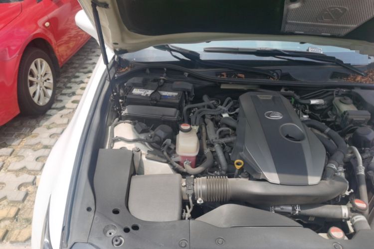 Used Lexus GS 2016 200t F SPORT Engine Bay Right