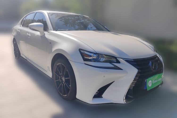 Used Lexus GS 2016 200T Leading Edition Front Right 45 Deg