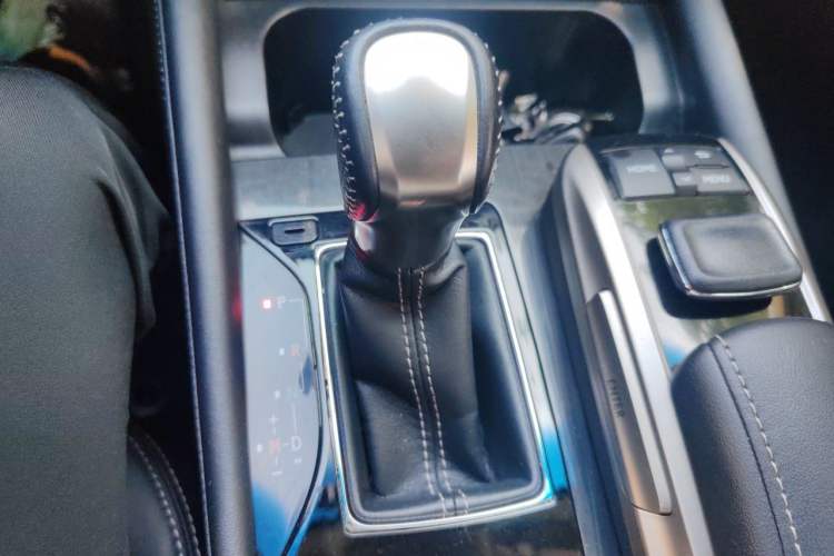 Used Lexus GS 2016 200T Leading Edition Gear Lever