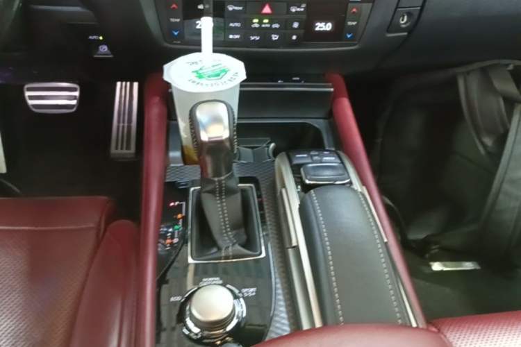 Used Lexus GS 2016 200t F SPORT Gear Lever