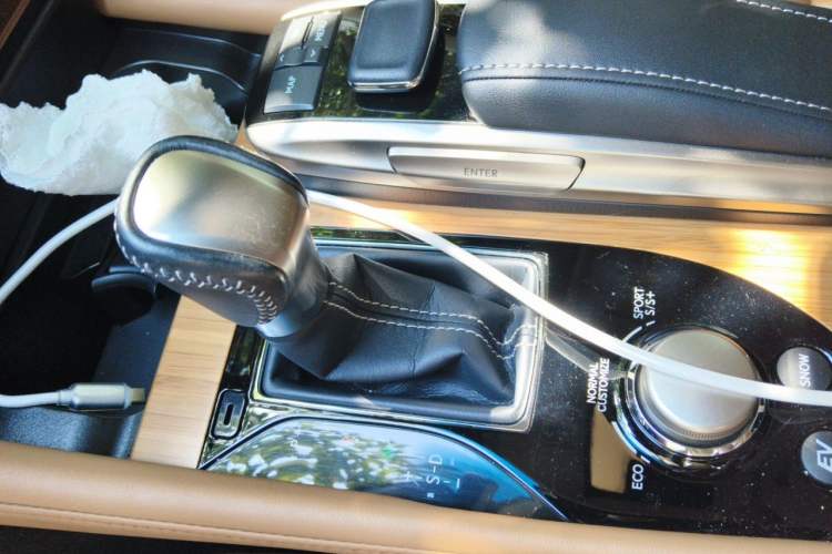 Used Lexus GS 2016 300h Luxury Edition Gear Lever
