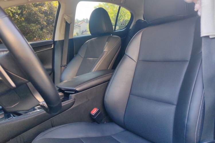 Used Lexus GS 2016 200T Leading Edition Left Front Seat