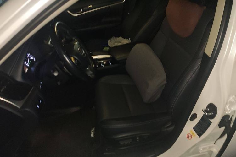 Used Lexus GS 2016 300h Premier Edition Left Front Seat