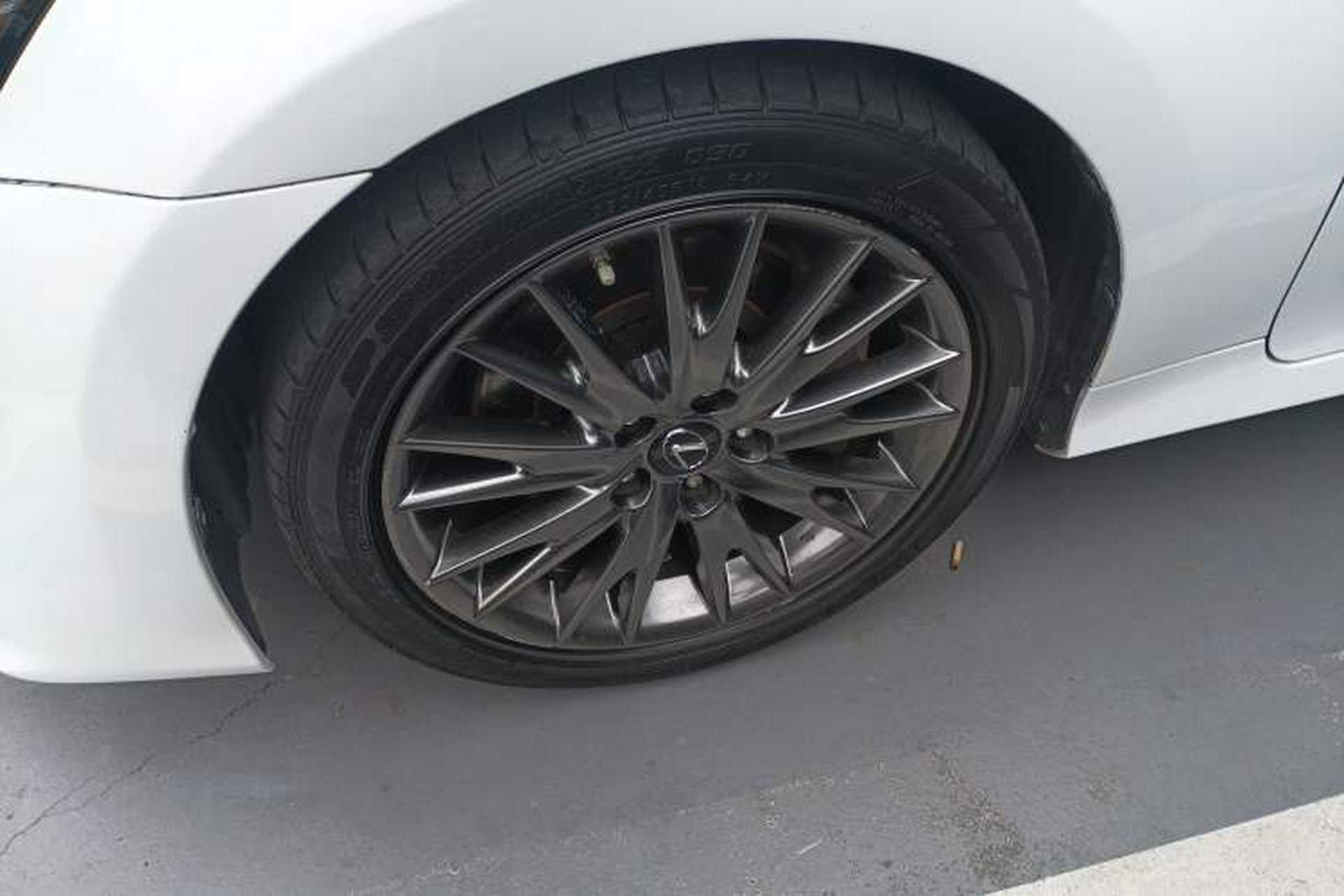 Used Lexus GS 2016 200t F SPORT Left Front Wheel Hub