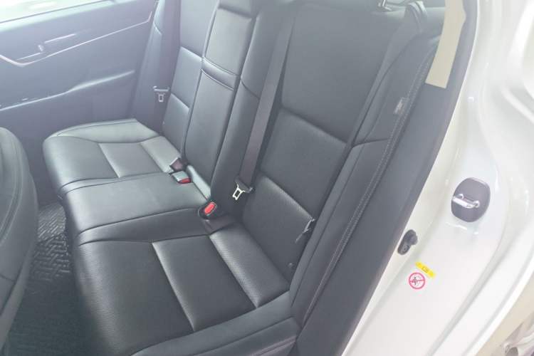 Used Lexus GS 2016 200T Leading Edition Left Rear Seat